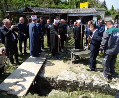 Svečano položen kamen temeljac: Arnaudija je opomena da čovjek može biti zloupotrebljen, ali ne i narod
