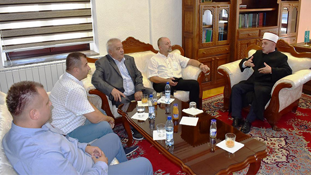 Porodica Memić iz Cazina ulaže u vakuf i infrastrukturu Islamske zajednice