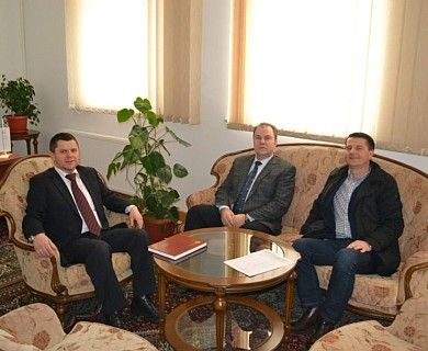 Direktor Gazi Husrev-begove medrese hfz. mr. Mensur Malkić posjetio Vakufsku direkciju Rijaseta Islamske zajednice u Bosni i Hercegovini