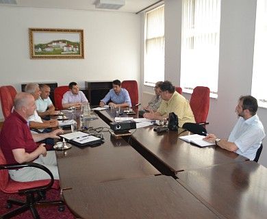 Radni sastanak učesnika u projektu ponovne izgradnju džamije Sinan bega Boljanića u Čajniču