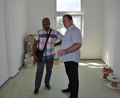 Predstavnik Udruženja za blagostanje UB Sarajevo – Rahma international Kuwait gospodin Ayman El Fakawy pregledao radove na adaptaciji internata Medrese