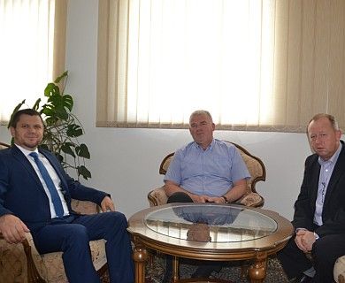 Direktor Vakufske direkcije primio glavnog imama i predsjednika Medžlisa IZ Tešanj