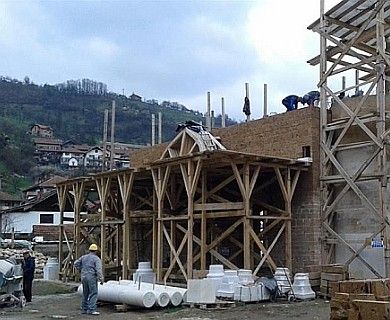 Danas postavljanje alema i posljednjeg kamena na kupoli Aladža džamije u Foči
