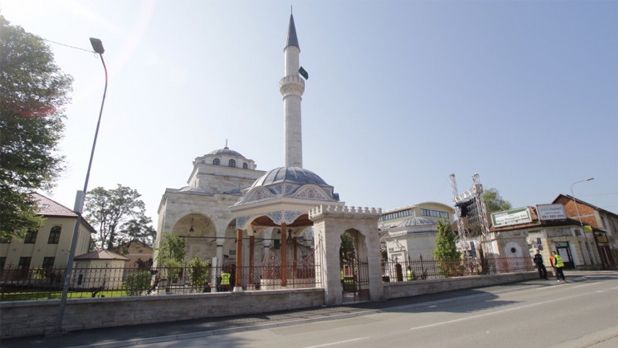 Još 76 džamija čeka na obnovu