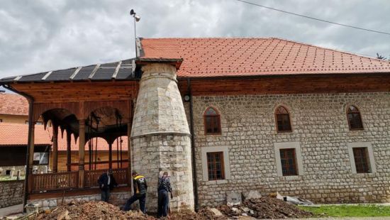 Započeti radovi na rekonstrukciji Ferhad-begove džamije sa munarom u Tešnju