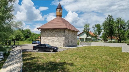 Nakon 80 godina klanjana prva džuma u Malkoč-begovoj džamiji u Malkočevcima