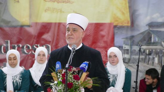 Dan vakifa Medrese "Reis Džemaludin-ef. Čaušević" u Cazinu: Trajno dobro Krajišnika i bosanskog čovjeka