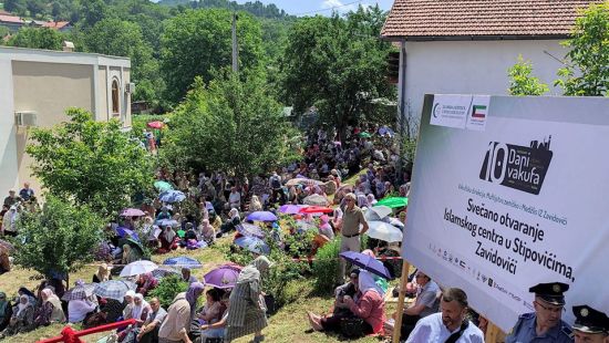 Berektom nove džamije u Zavidovićima Bosna dobila još dvije džamije