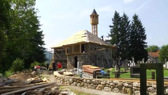 Bihać: Džematlije obnavljaju staru kamenu džamiju u Ripču porušenu prije 80 godina