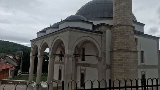 Kizlaragina džamija