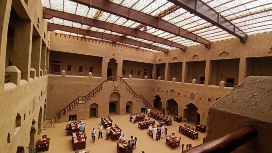 Predstavljamo: Vakufi Sultanata Oman