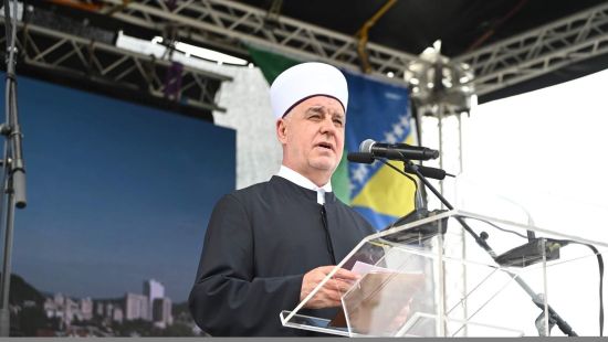 Reisul-ulema Kavazović: Ako ne obnovimo duhovni život, približavamo se bezdanu iz kojeg nema povratk