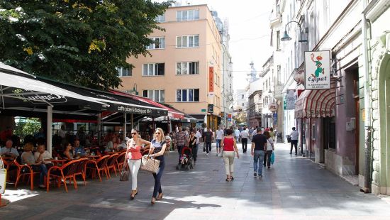 Ferhadija – od mahale Ferhat-bega do simbola glavnog grada