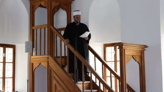 U Sultan Selimovom mesdžidu poklonjena hatma-dova pred dušu vakifa u povodu 555. g. njegovog rođenja