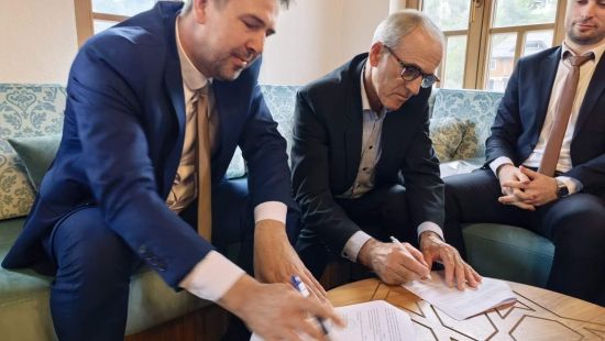 Potpisan sporazum o finansiranju Islamskog edukativnog centra u džematu Olovske Luke