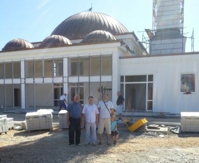 Direktor Vakufske direkcije posjetio gradilište Kuvajtske džamije u Matuzićima