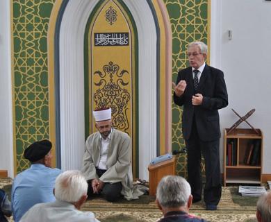Profesori FIN-a posjetili vakuf Nazifa Hadžiomerovića u Opličićima