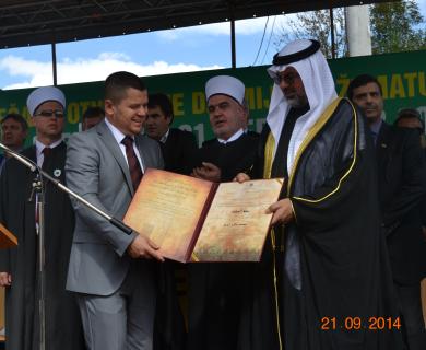 Svečano otvorena džamija "Ebu Bekr Es-sidik" na Orahovom Brijegu