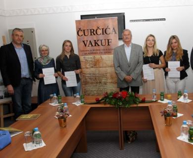 Ćurčića Vakuf dodijelio stipendije za akademsku 2015/16 godinu