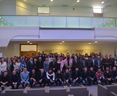 Potpisani ugovori o stipendiranju 82 studenta