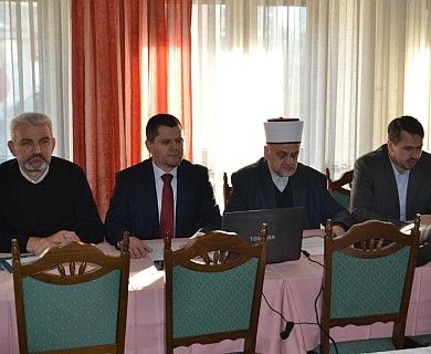 Savjetovanje sa predstavnicima medžlisa