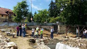 Započeli radovi na ponovnoj izgradnji Arnaudije džamije i restauraciji Baščaršijske džamije