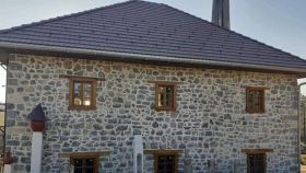 Stara džamija u Cazinu