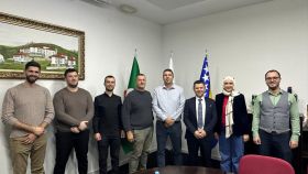 Porodičan ispraćaj dugogodišnjem direktoru Vakufske direkcije dr. Senaidu Zajimoviću