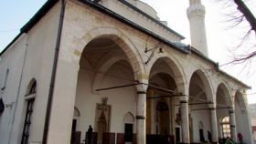 Gazi Husrev-bega džamija je prva u svijetu dobila električno osvjetljenje 1898.